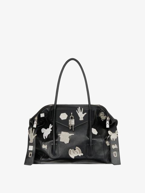 Givenchy BASIC MEDIUM TOP HANDLE BAG