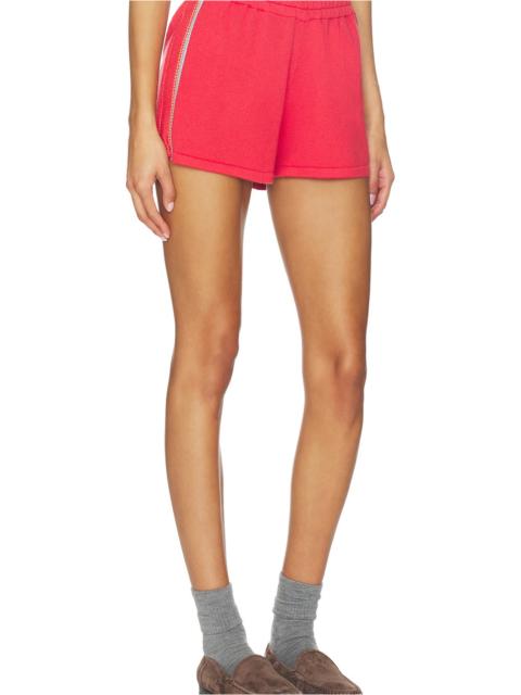 GUEST IN RESIDENCE Runner Short