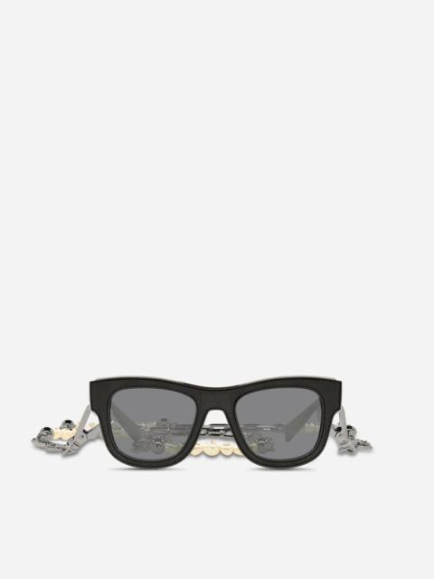 Dolce & Gabbana DG crossed sunglasses