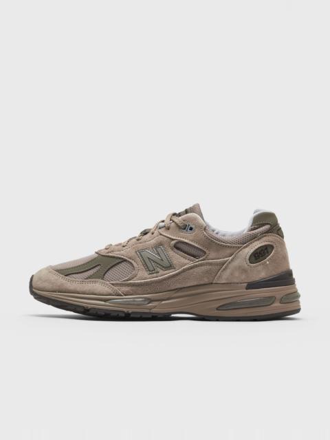 New Balance 991