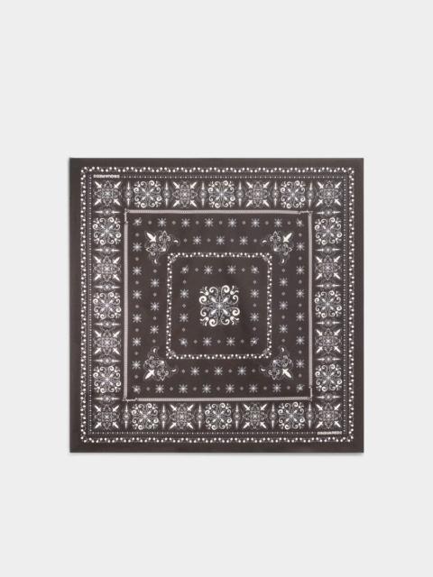 DSQUARED2 BANDANA PRINT FOULARD