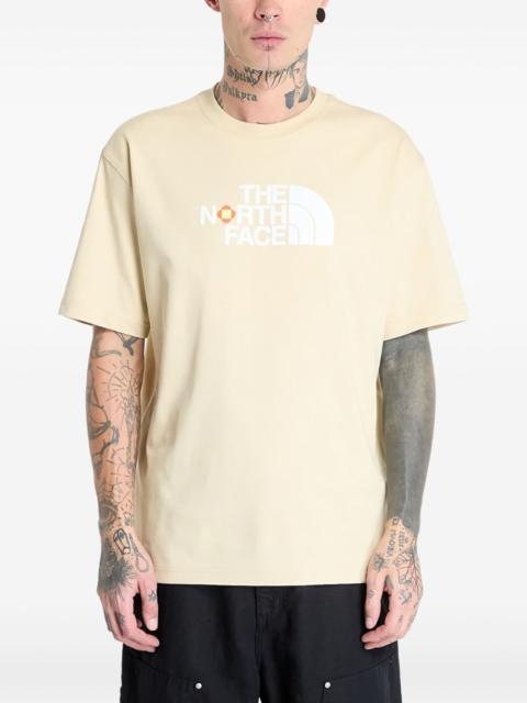 The North Face logo-print T-shirt