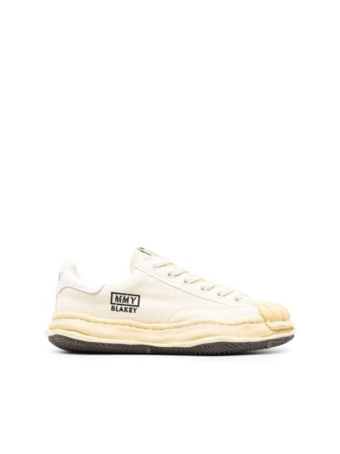 Blakey canvas sneakers