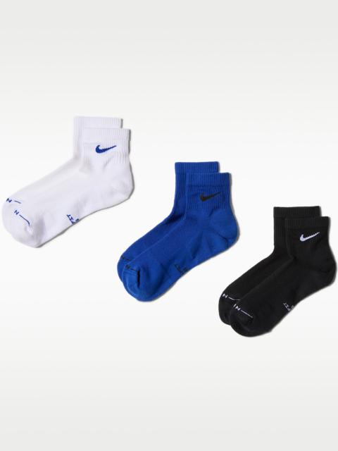 Nike Nike Everyday Elevated Ankle Socks (3 Pairs)
