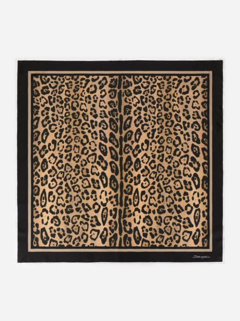 Leopard-print twill scarf (90 x 90)