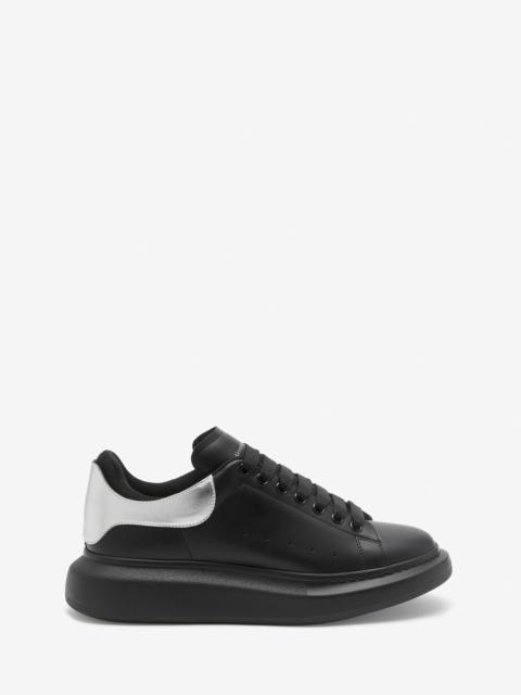 Alexander McQueen Men's Oversized Sneaker in Black/silver