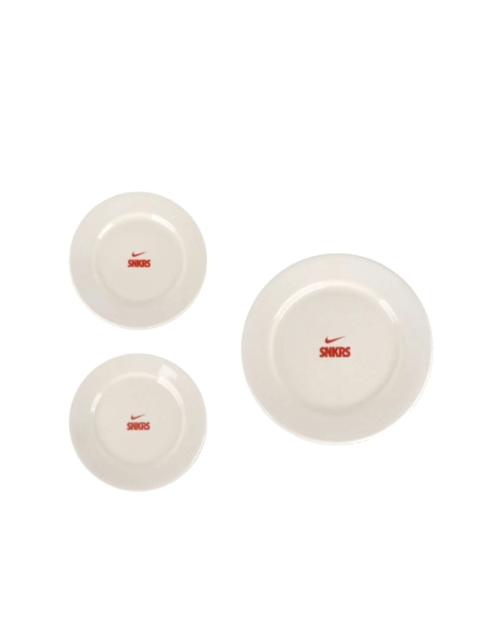 Nike SNKRS Ceramic Plate Set Sail University 'Red White' FA220715-600
