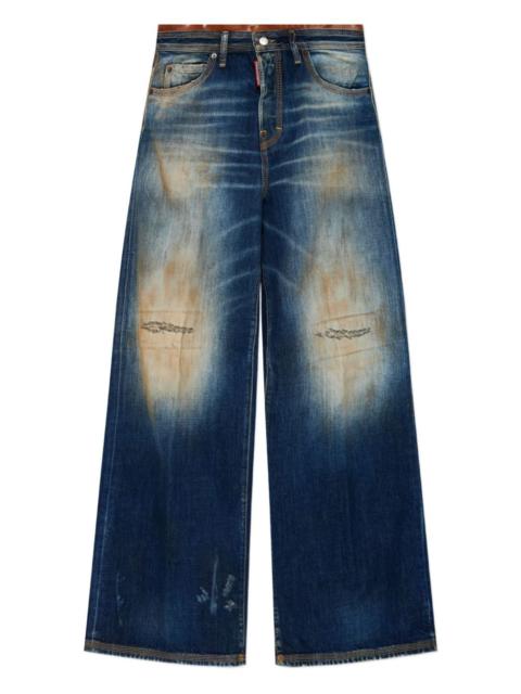 DSQUARED2 logo-embroidery jeans