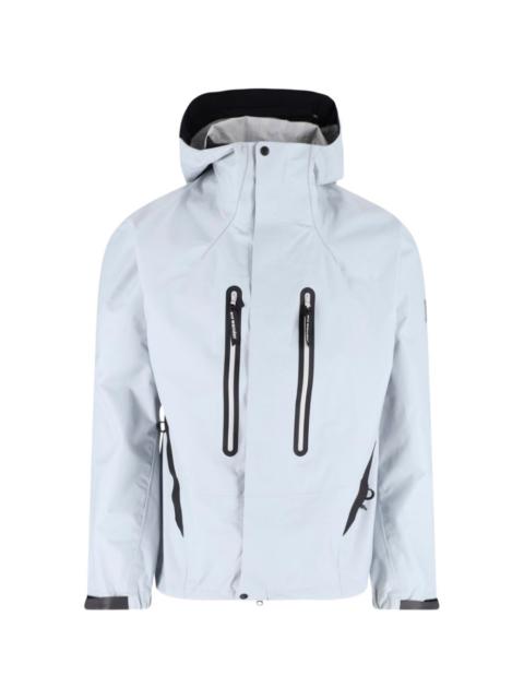 and Wander 2.5 L hooded jacket
