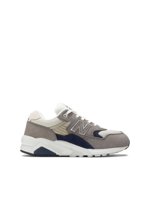 New Balance 580 low-top sneakers