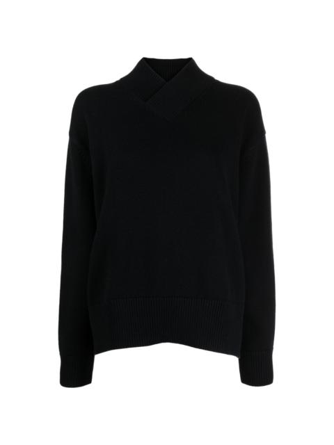 crossover-neck knitted jumper