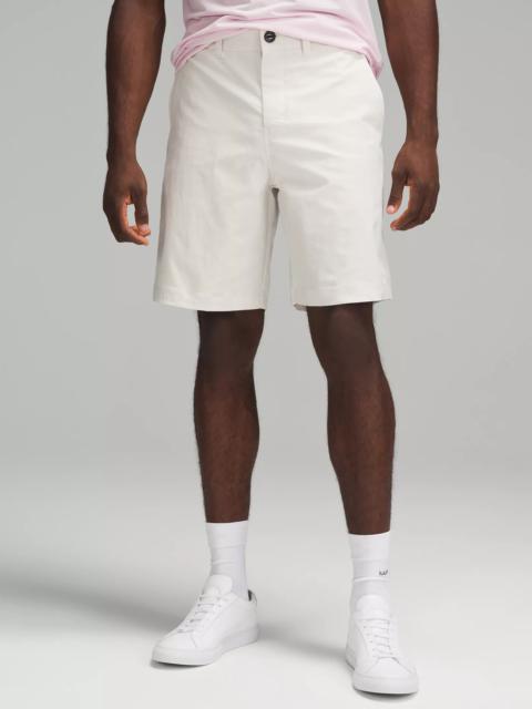Relaxed-Fit Smooth Twill Short 9"