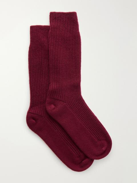 LISA YANG Zera ribbed cashmere socks Burgundy