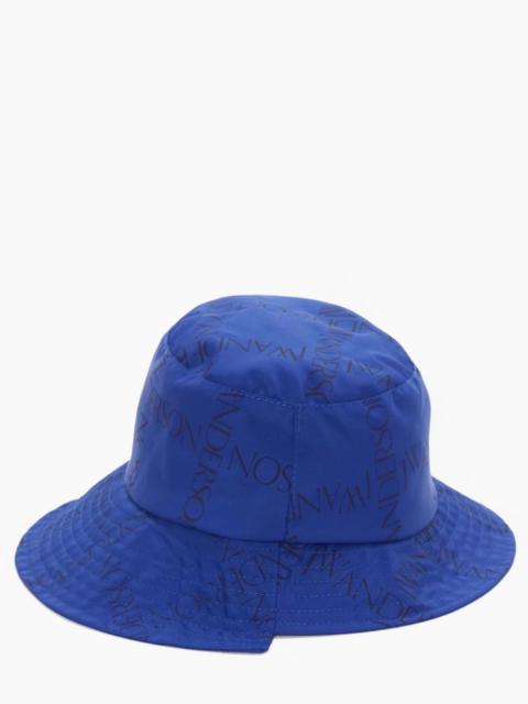 JW Anderson ASYMMETRIC LOGO-PRINT BUCKET HAT