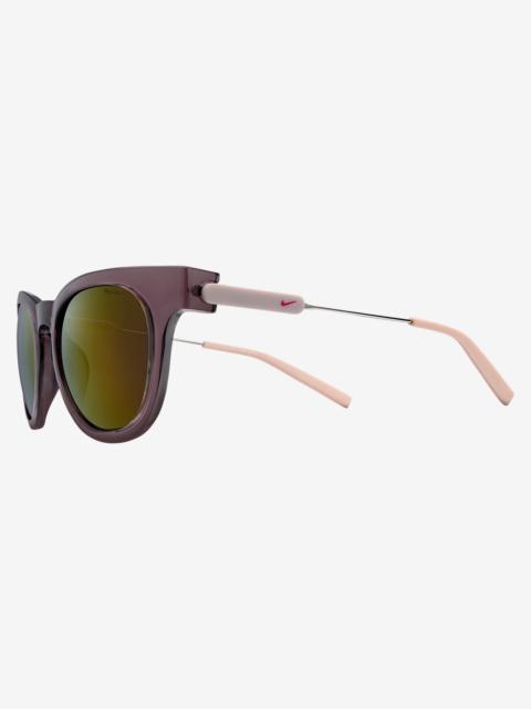 Nike Nike Essence Trend Mirrored Sunglasses