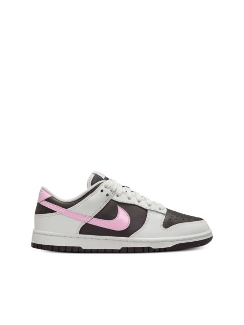 Nike Dunk "Summit White / Pink Foam" sneakers