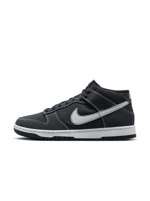 Nike Men's Dunk Mid Shoes