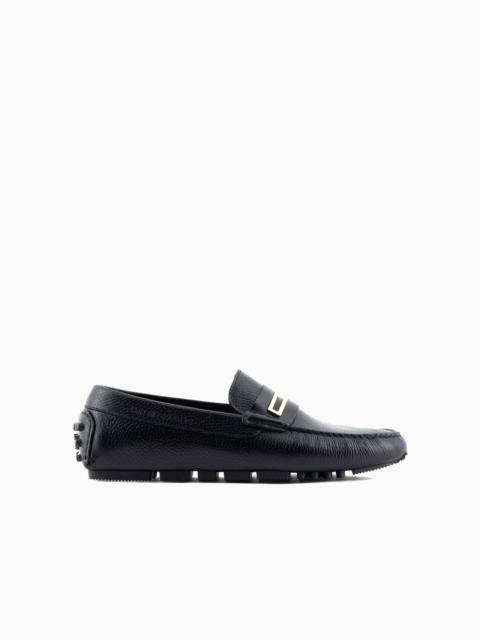 Pebbled leather driving loafers with stirrup bar