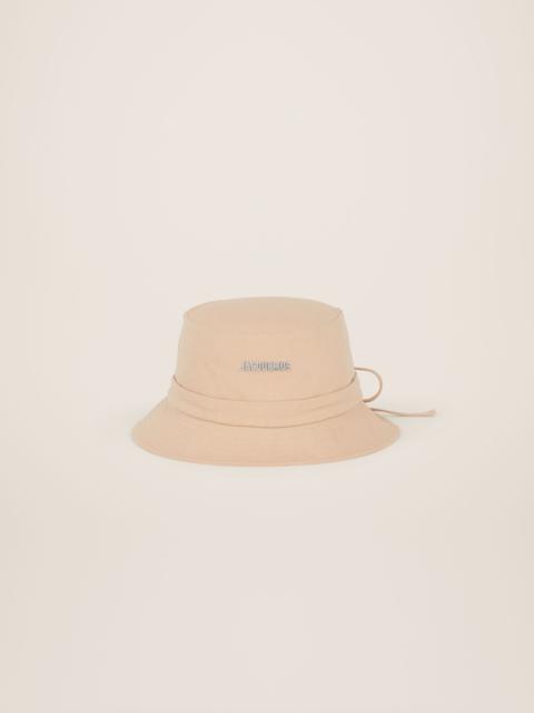 JACQUEMUS Le bob Gadjo