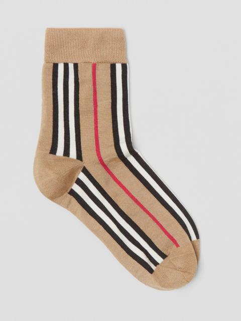 Burberry Icon Stripe Intarsia Cotton Blend Ankle Socks