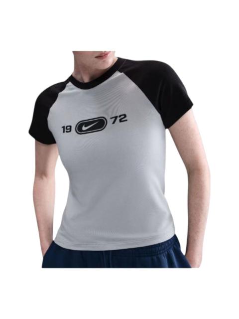 Nike (WMNS) Nike Sportswear Chill Knit Slim Graphic T-Shirt 'Light Smoke Grey' HV4992-077
