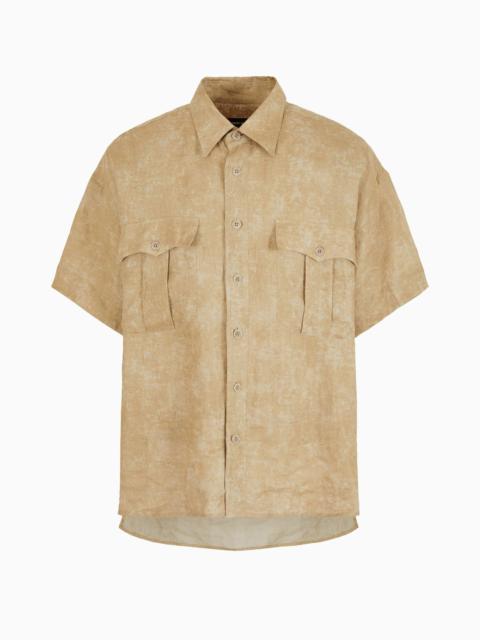 Short-sleeved loose-fit shirt in air-brushed linen