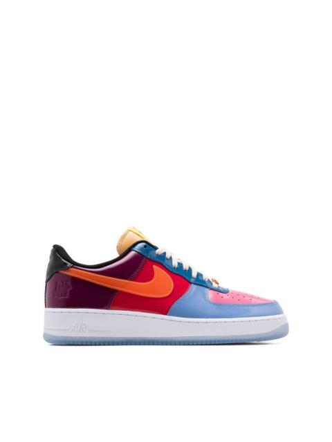 Nike x Undefeated Air Force 1 저 "멀티 특허" 스니커