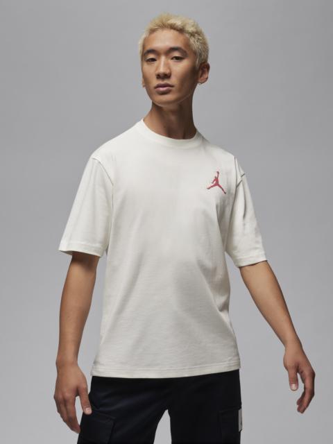 Jordan Men's Jordan Essentials Holiday T-Shirt