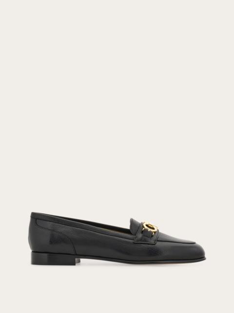 FERRAGAMO Gancini loafer