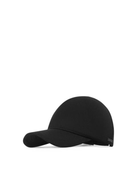 HELIOT EMIL™ LOGO-PLAQUE BASEBALL CAP