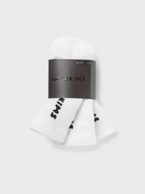 Nike WMNS x SKIMS DRI-FIT CREW-SOCKS 3 PAIR