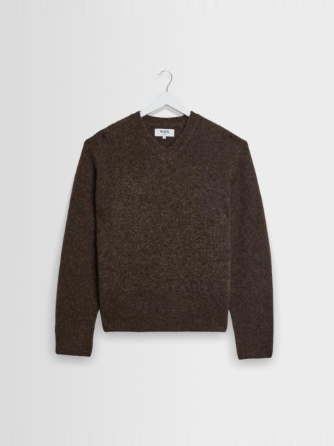 Wax London Kemp - Brown Brushed Fluffy V-Neck Jumper