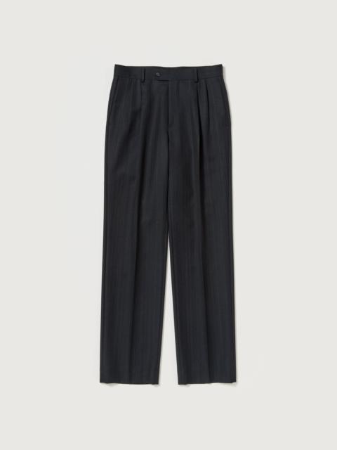 AURALEE BLUEFACED WOOL TWO-TUCK SLACKS