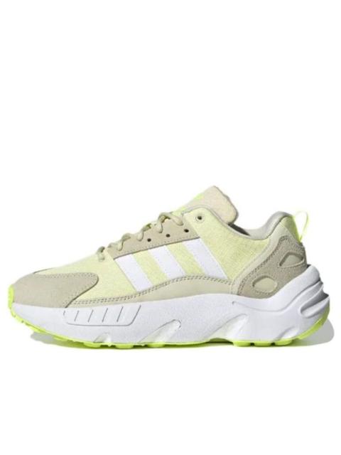 adidas (WMNS) adidas ZX 22 부스트 'Sand Yellow Tint' GW8317