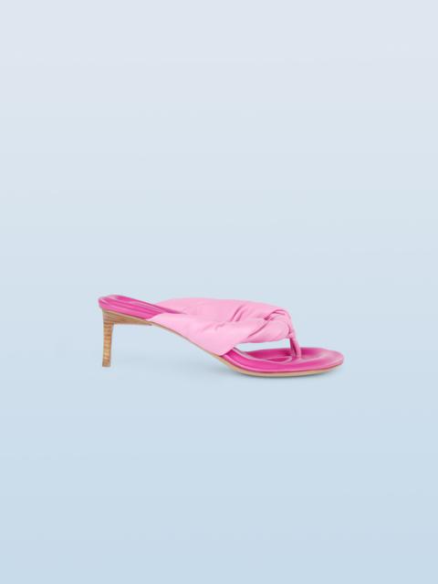 JACQUEMUS Les sandales Mari