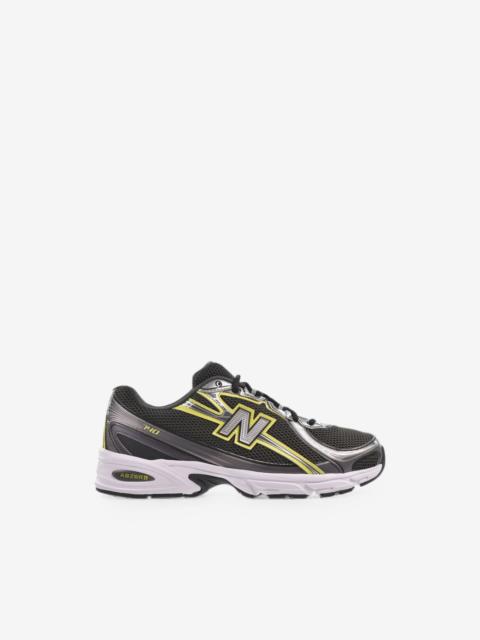 New Balance 740 lace-up sneakers