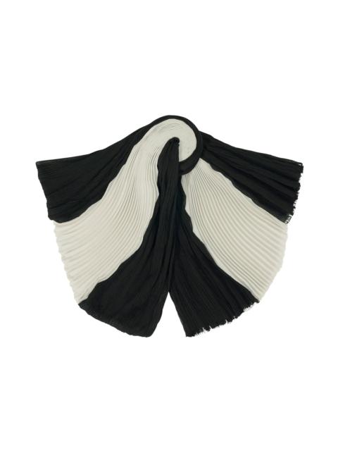 YORYU PLEATS STOLE