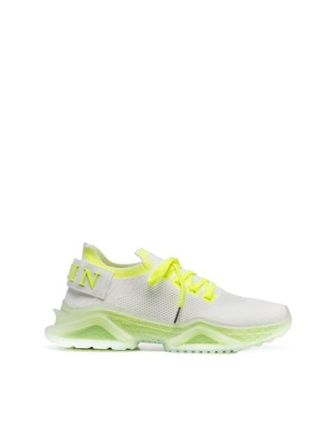 Runner Iconic low-top sneakers