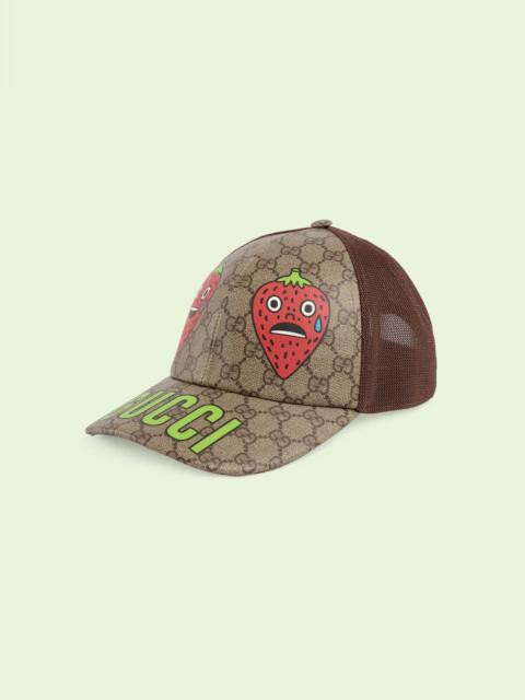 GUCCI Gucci strawberry Supreme baseball hat