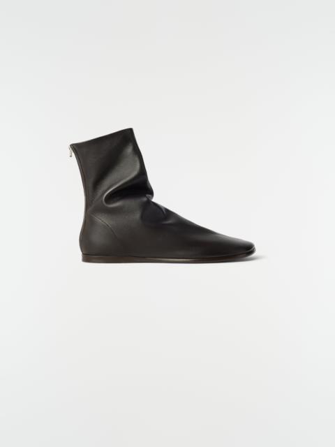 Lemaire FLAT GLOVE ANKLE BOOTS IN SHINY NAPPA LAMBSKIN
