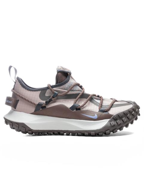 Nike ACG Mountain Fly Low SE sneakers