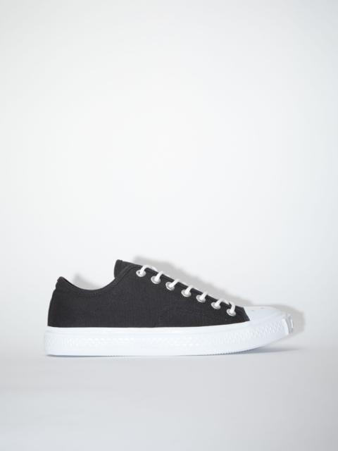 Low top sneakers - Black/off white