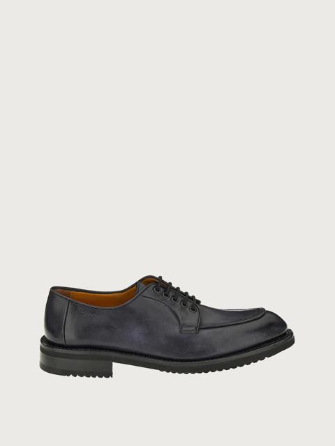 FERRAGAMO DERBY SHOE
