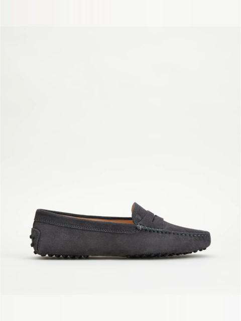 Tod's GOMMINO DRIVING SHOES IN SUEDE - GREY