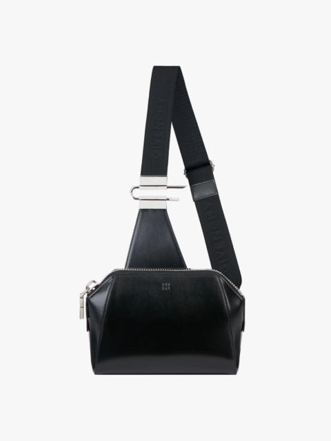 SMALL ANTIGONA CROSSBODY BAG IN BOX LEATHER