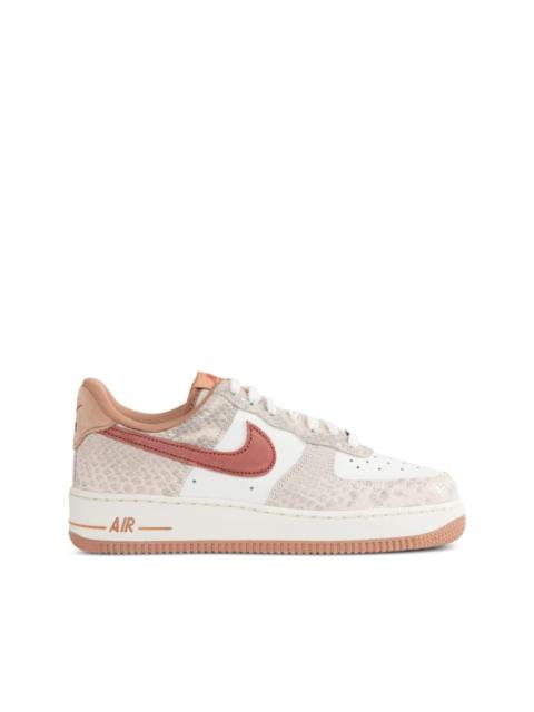 Nike Air Force 1'07 LV8 sneakers