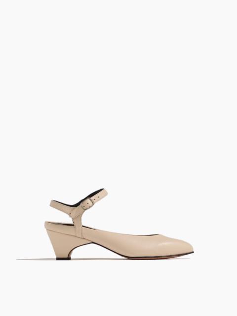 RACHEL COMEY Danes Kitten Heel in Champagne