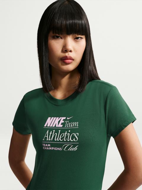 Nike Nike Sportswear Chill Knit Women's Slim Mod-Cropped T-Shirt