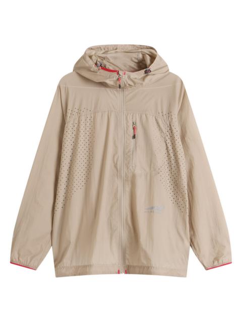 and Wander and wander x Altra Ventilation Wind Jacket