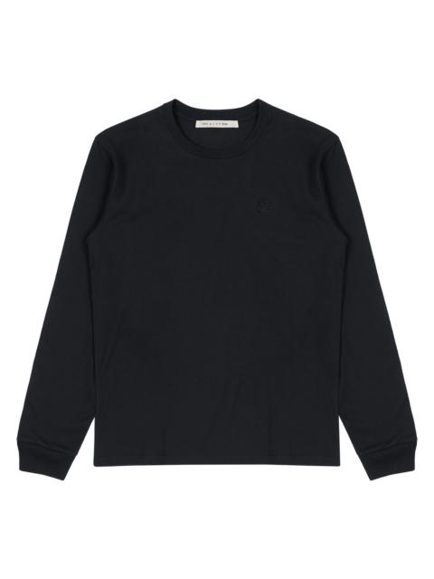 BLACK LONG SLEEVE T-SHIRT